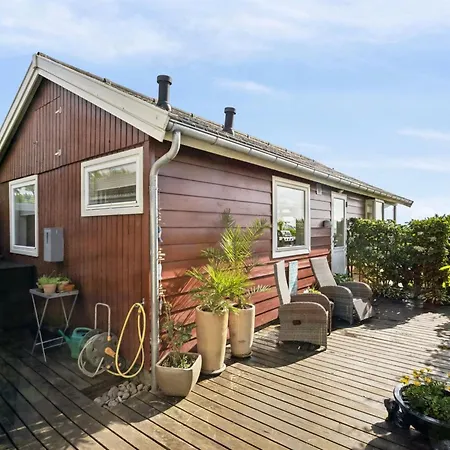 Holiday home Anselmi - 25m From The Sea By Interhome Sjolund