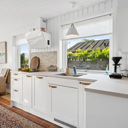 Holiday home Anselmi - 25m From The Sea By Interhome