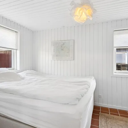 Anselmi - 25m From The Sea By Interhome Sjolund