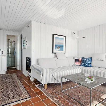 Feriehus Anselmi - 25m From The Sea By Interhome Sjolund