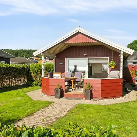 Anselmi - 25m From The Sea By Interhome Ferienhaus Sjolund