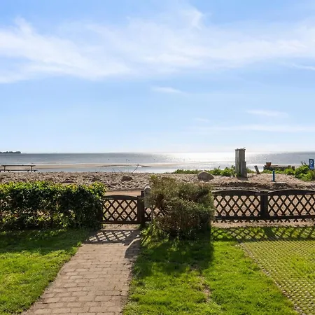 Anselmi - 25m From The Sea By Interhome *
