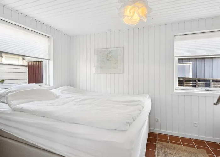 Anselmi - 25m From The Sea By Interhome Sjolund